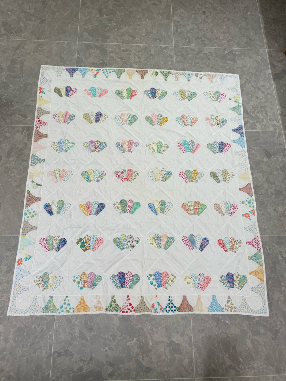 Vintage Hand stitched White Quilted Fan Patchwork Throw Blanket